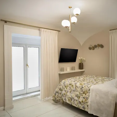 Lejlighed Luxury 4 With Private Bathrooms-toledo Napoli