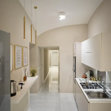 Luxury 4 With Private Bathrooms-toledo