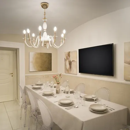 Luxury 4 With Private Bathrooms-toledo Neapel
